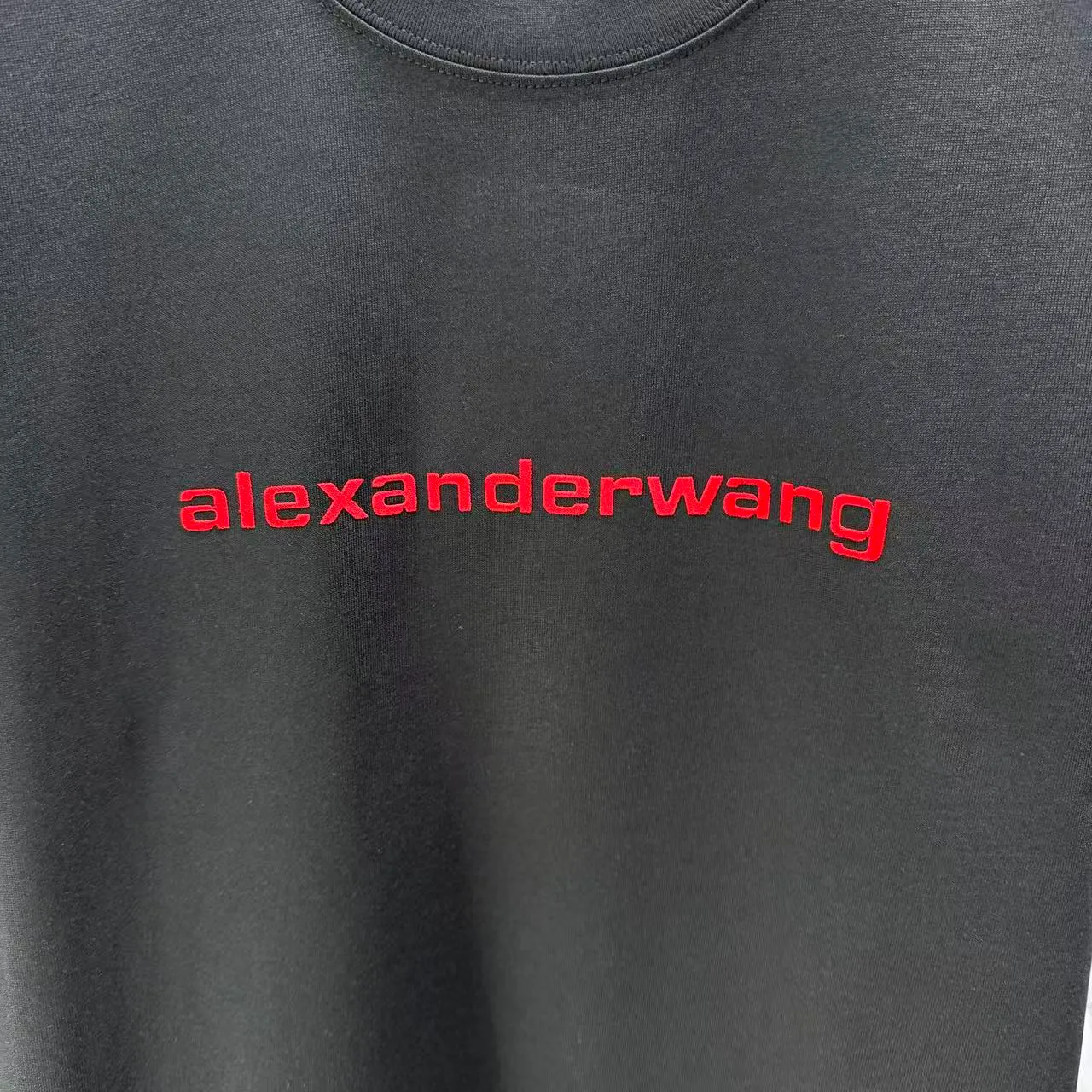 Alex 2026 New Arrival T logo ：Black White Dark Blue Brown Sizes：S M L XL XXL